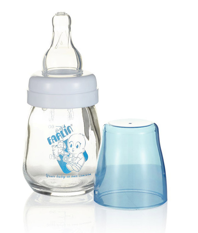 Стеклянная бутылочка новорожденного. Бутылочка для кормления 60 мл. Детские бутылочки стеклянные. Бутылочка стеклянная для малыша. Стеклянная бутылка для кормления детей.